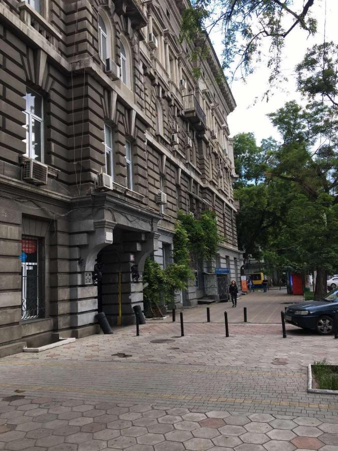 Квартира В Самом Центе Одессы, Пешком 5 Мин. До Ул. Дерибасовской أوديسا المظهر الخارجي الصورة